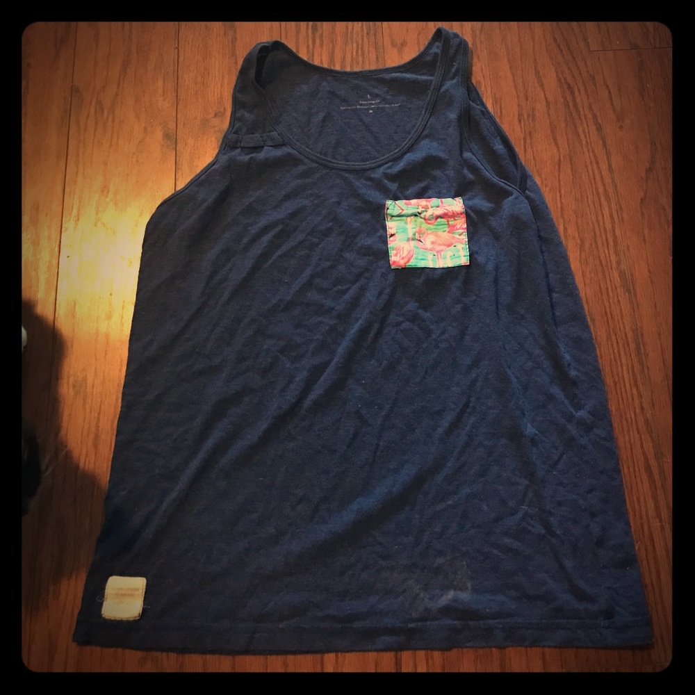 Navy blue tank with flamingo pocket!